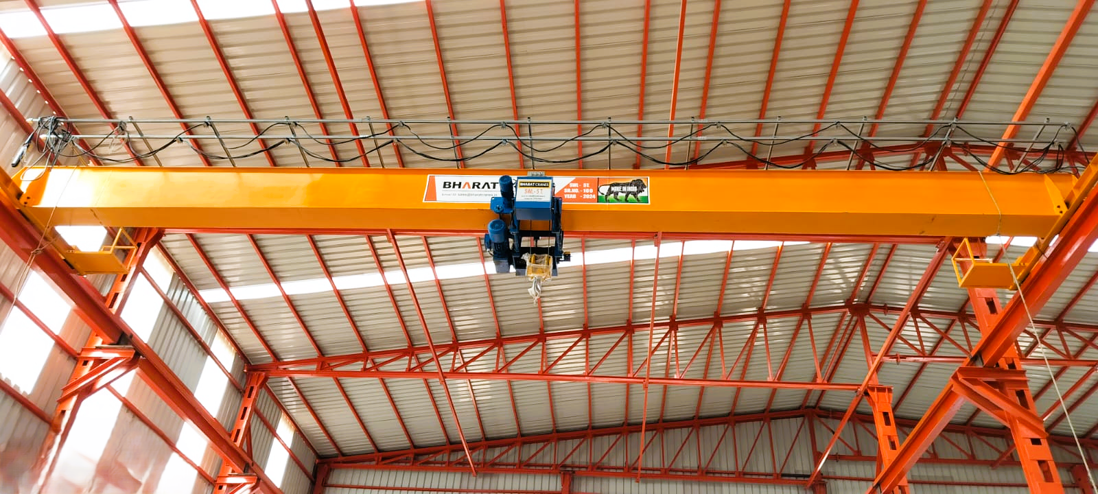 Double girder EOT Crane